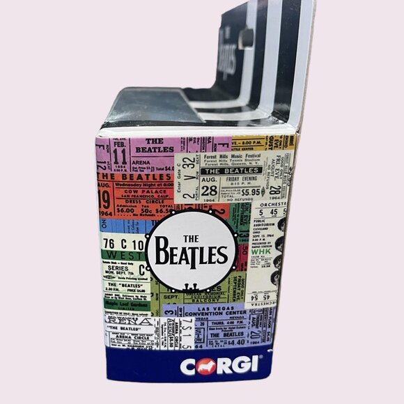 Corgi The Beatles Help! London Double Decker Bus - Picture 3 of 5